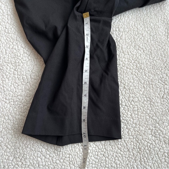 Reitmans High-Rise Bermuda - The Iconic - Picture 12 of 13